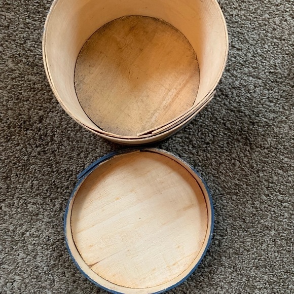 Blue Ribbon Hand Made Wooden Box - Picture 5 of 5